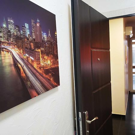 キシナウUnique 1 Bd Apt Dt W/Free Parking And Wi-Fiアパートメント エクステリア 写真