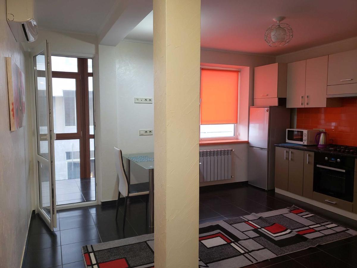 キシナウUnique 1 Bd Apt Dt W/Free Parking And Wi-Fiアパートメント エクステリア 写真