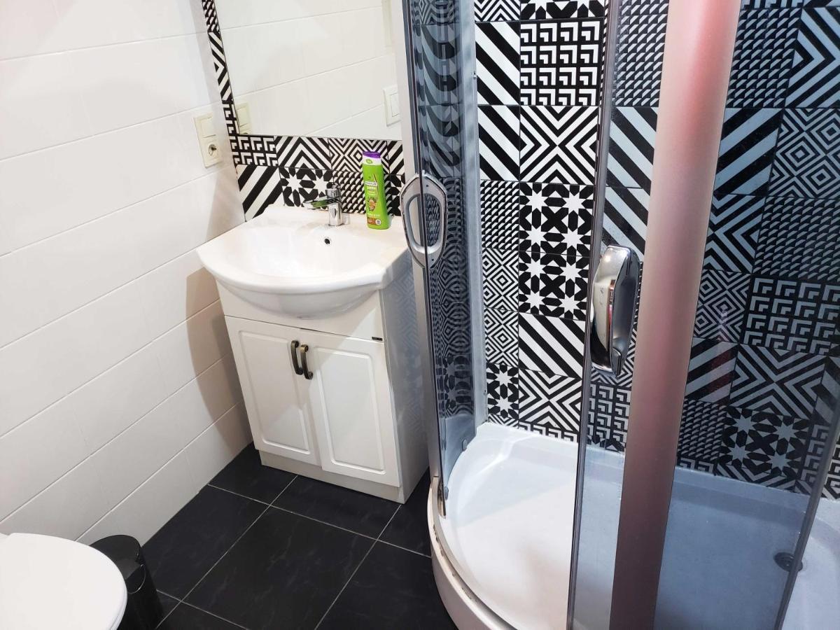 キシナウUnique 1 Bd Apt Dt W/Free Parking And Wi-Fiアパートメント エクステリア 写真