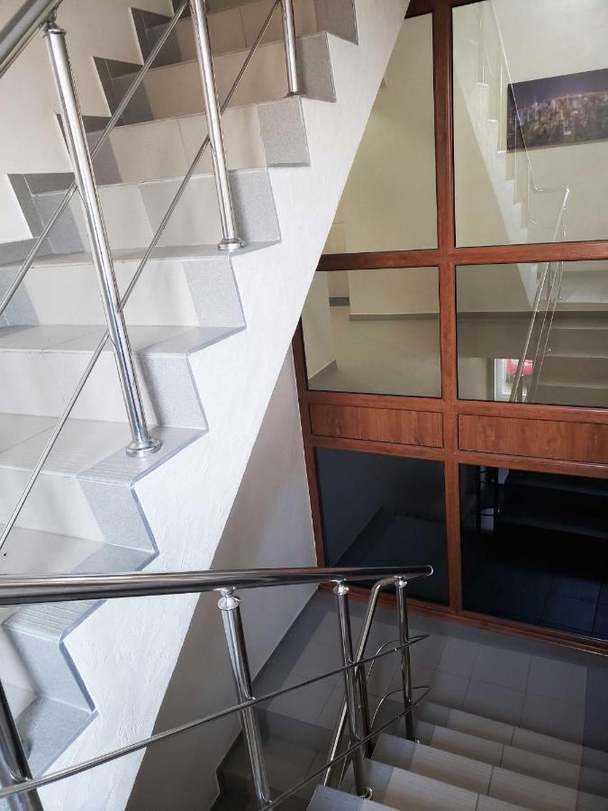 キシナウUnique 1 Bd Apt Dt W/Free Parking And Wi-Fiアパートメント エクステリア 写真
